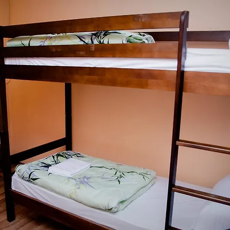 Potter Globus Hostel